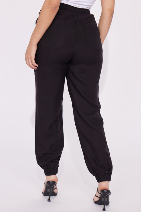 Black joggers clearance fashion nova