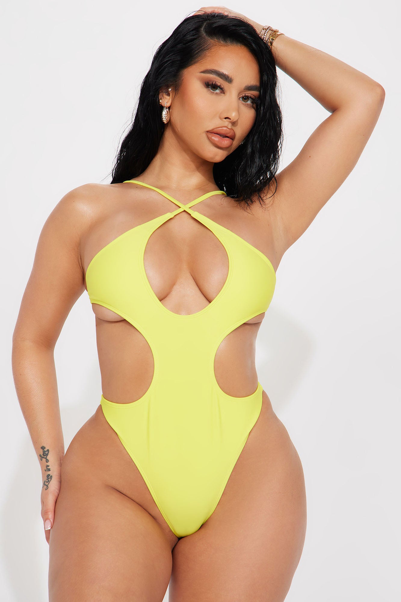 Fashion nova cut 2025 it high swimsuit