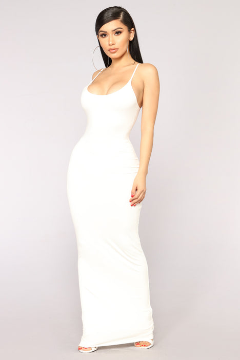 Fashion nova ivory hotsell dress