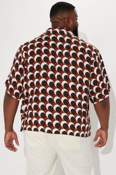Red orbit color shirt deals