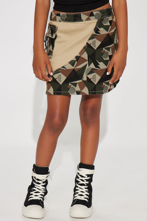 Camouflage skirt quiz hotsell