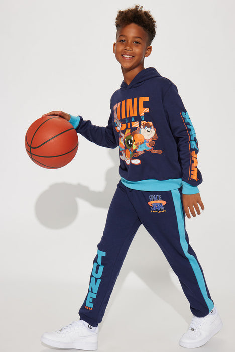 Jogging basketball best sale