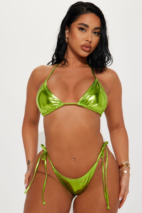 Fashion nova metallic swimsuit 2025
