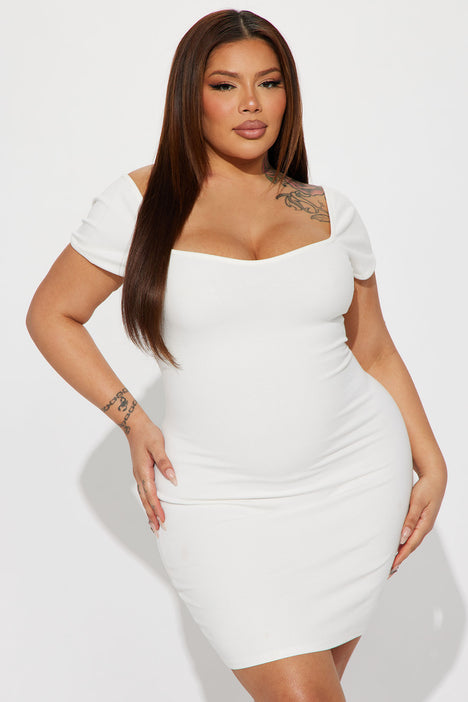 Fashion nova all 2025 white plus size