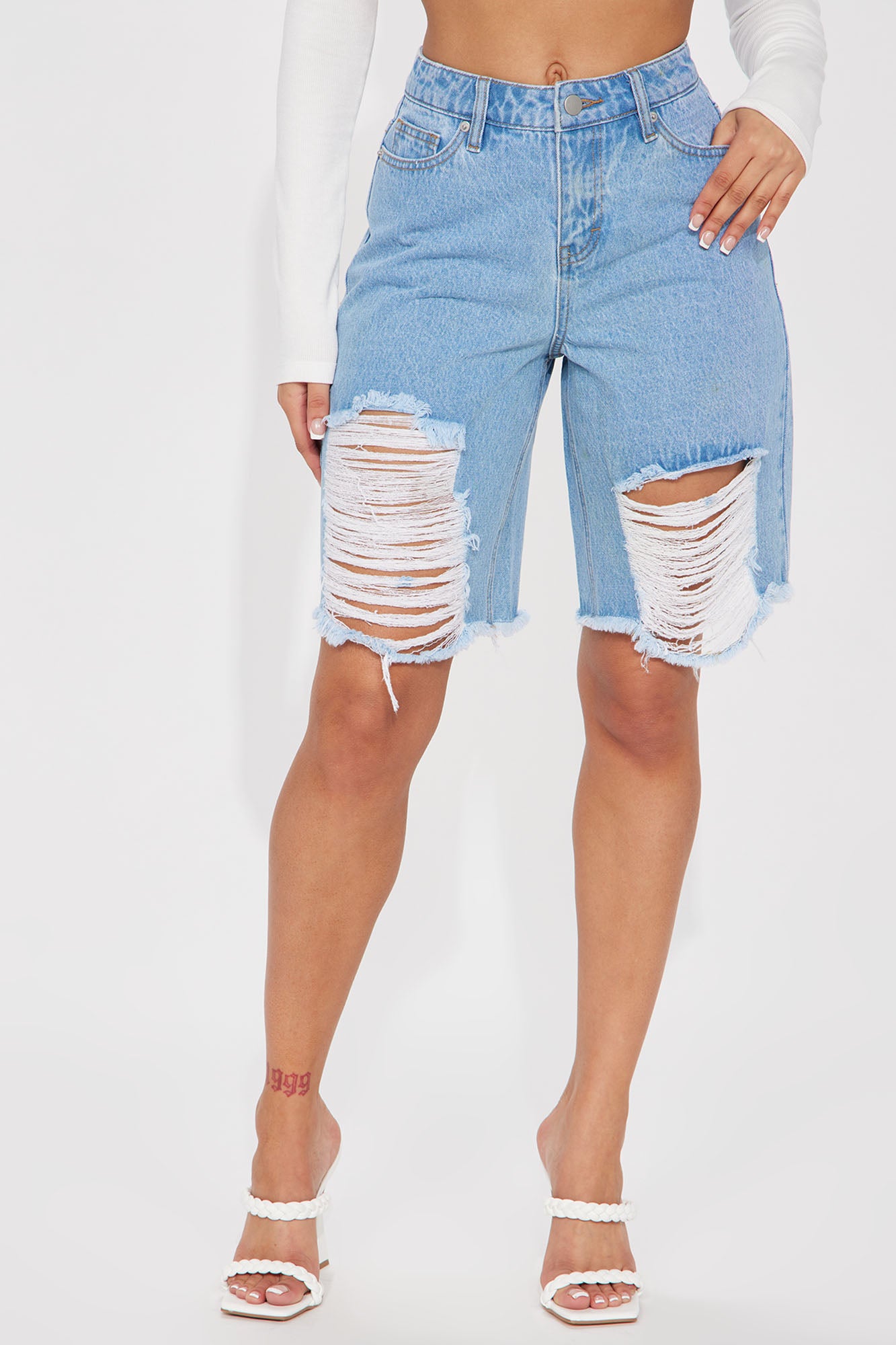 Nevertheless Non Stretch Denim Boyfriend Shorts Light Wash