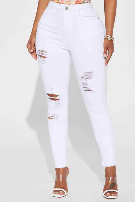 Fashion nova white top ripped jeans