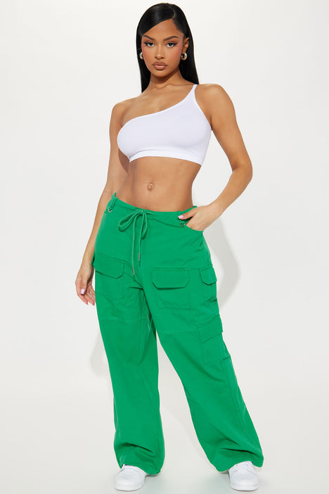 Kelly green capri pants sales