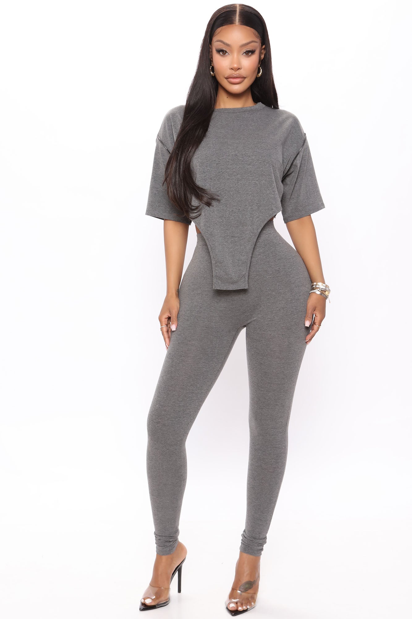 Fashion nova short leggings discount