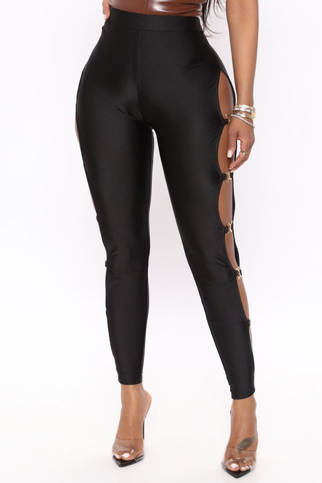 Fashion Nova is selling £23 suspender-style cut-out leggings that show off  half your bum… and there are mixed opinions on Instagram