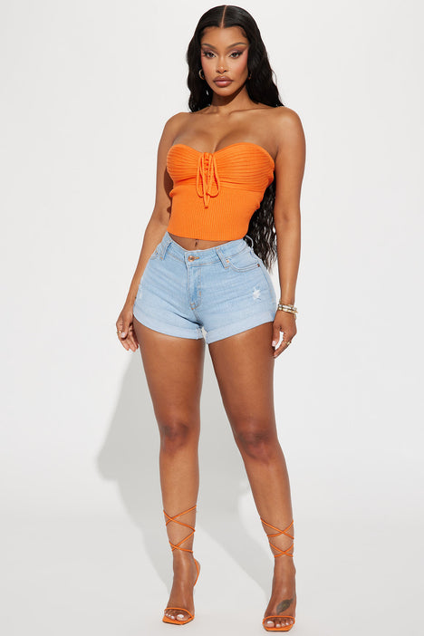 Fashion nova distressed shorts sales