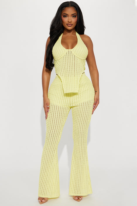 Fashion nova yellow pants on sale