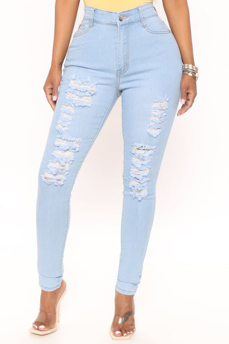 Light wash clearance jeans fashion nova