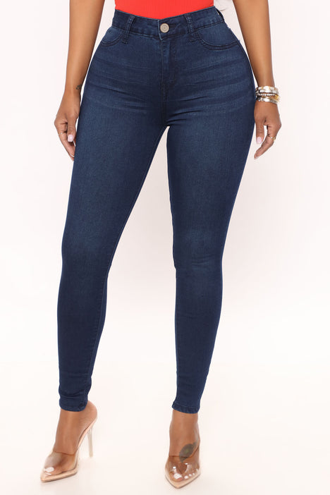 That girl ankle hotsell jeans fashion nova