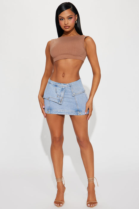 Skater skirt 2025 fashion nova