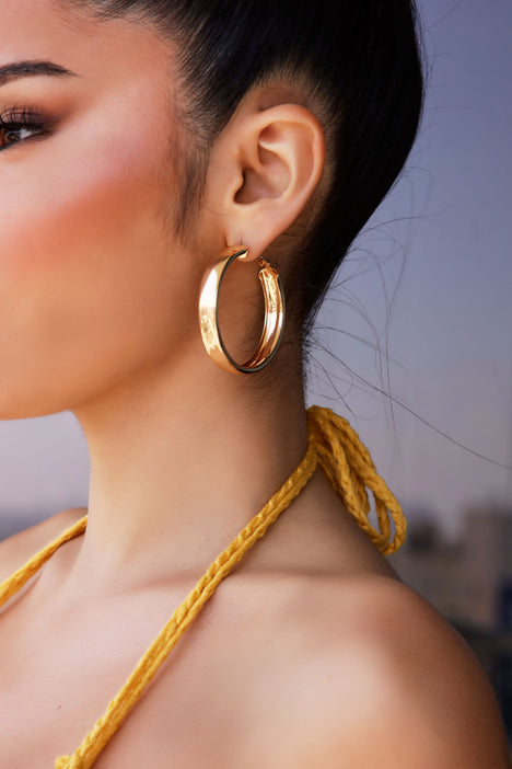 Hoop earrings new arrivals fashion nova