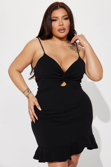 Plus size party hotsell dresses fashion nova