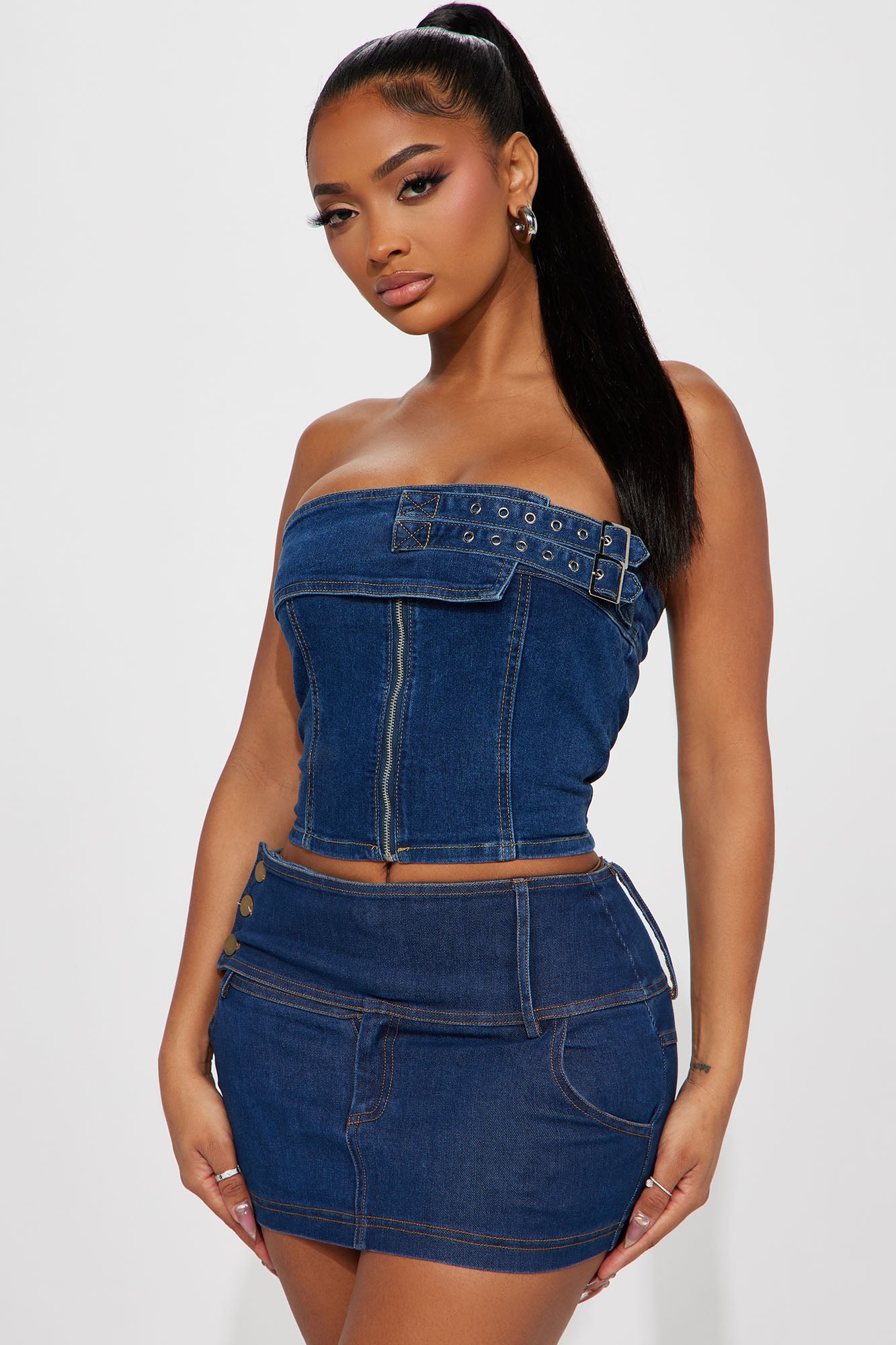 Giving Eye Contact Denim Top Medium Wash