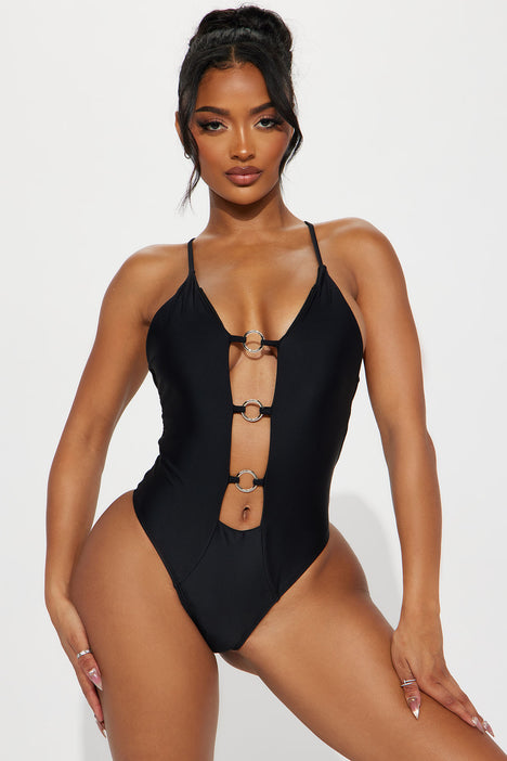 Fashion nova black one piece swimsuit deals