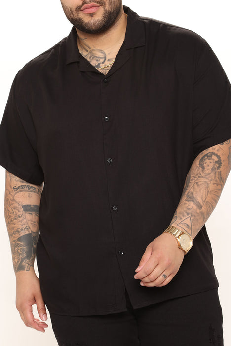 PODIUM Woven Short Sleeve Button-up Shirt