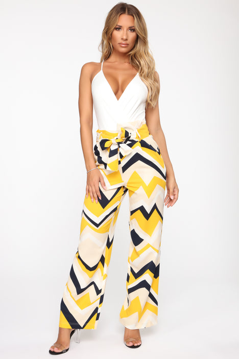 Fashion nova yellow pants sales