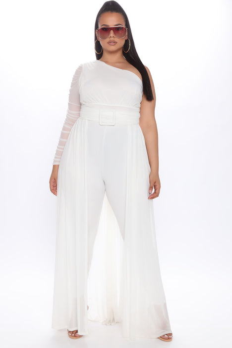Fashion nova plus size white jumpsuit hotsell