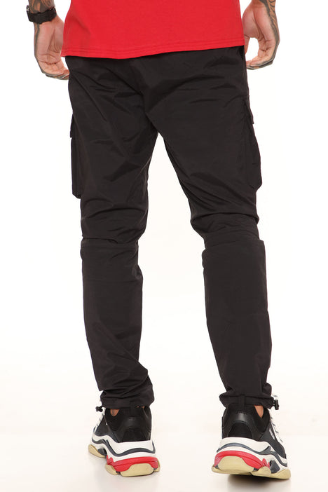 Fashion nova black cargo sales pants