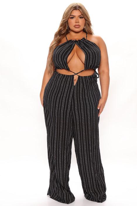 Fashion nova sales floral jumpsuit