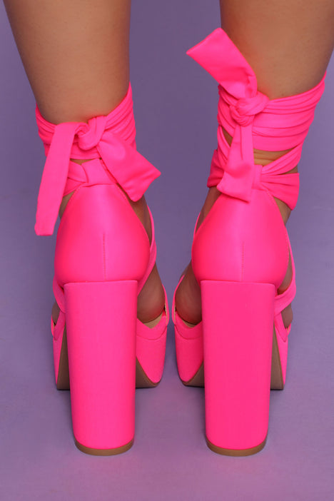 Neon heels fashion nova clearance