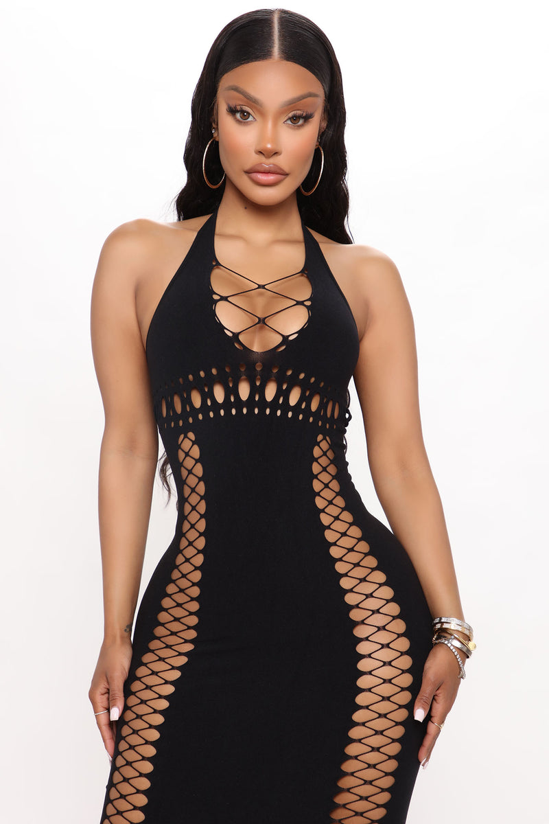 Dress store in black