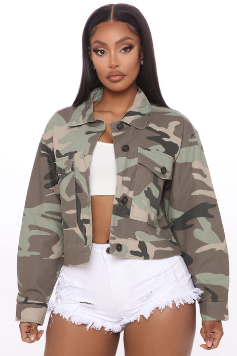 Camo jacket online fashion nova
