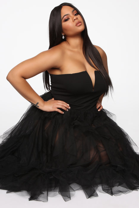 Caught my eye 2025 tube maxi dress