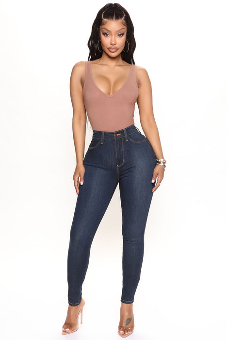 Women's Classic High Waist Skinny Jeans in Dark Denim Size 7 by Fashion Nova