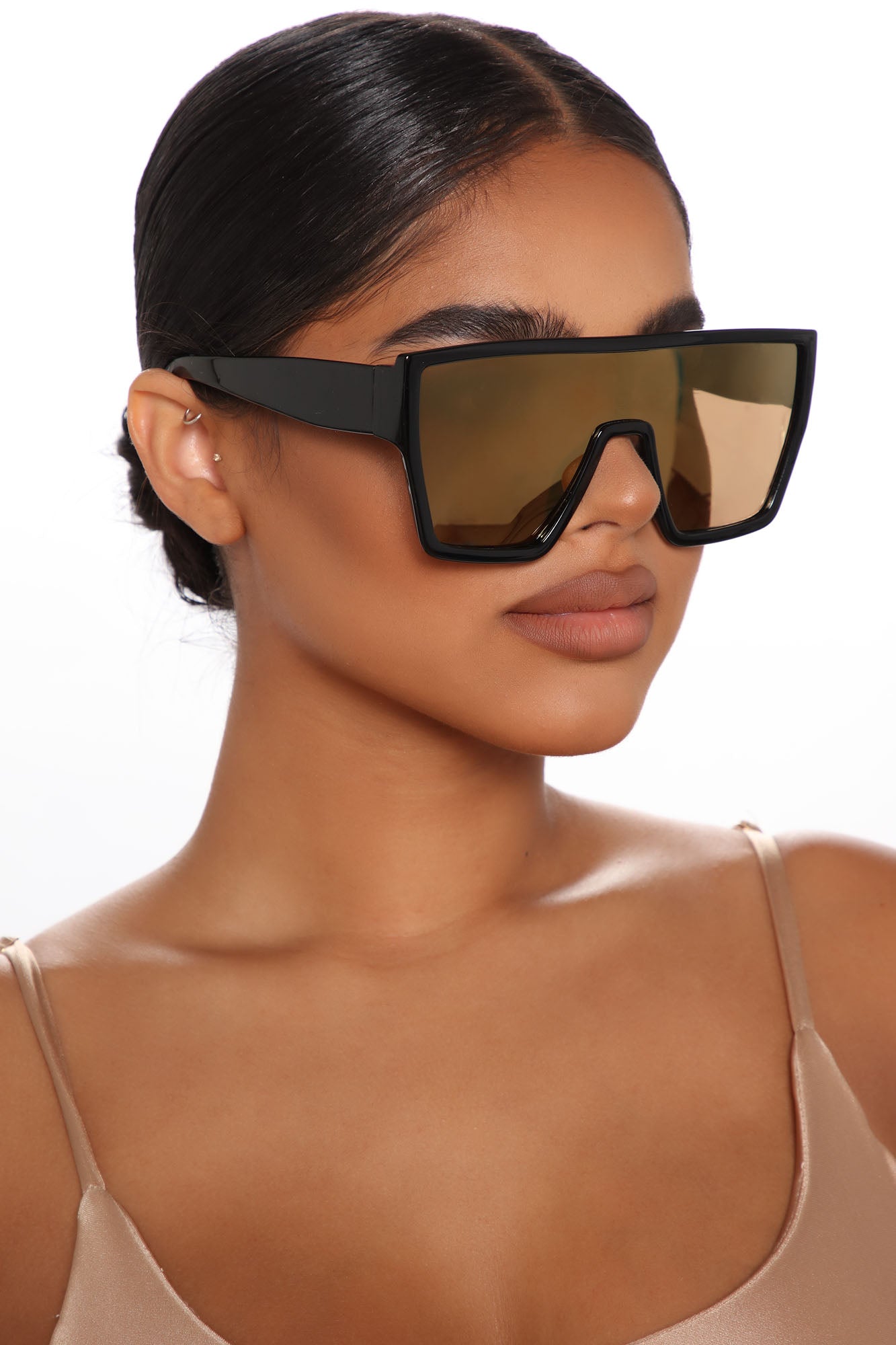 Oversized sunglasses online fashion nova