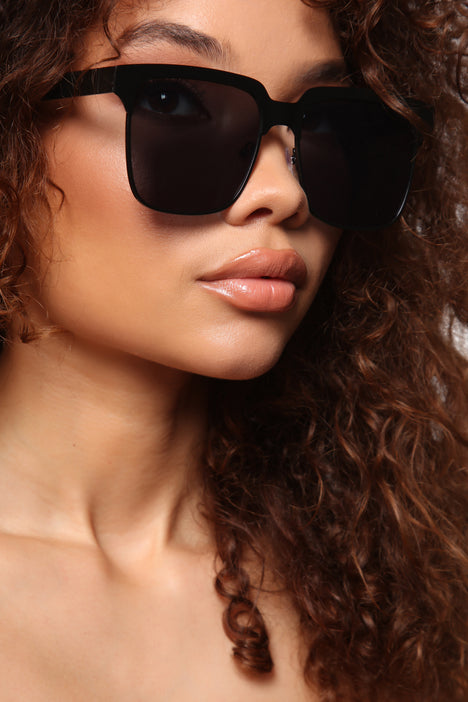 Fashion nova sales erika sunglasses