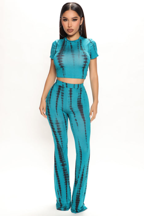 Tie dye sweatsuit fashion deals nova