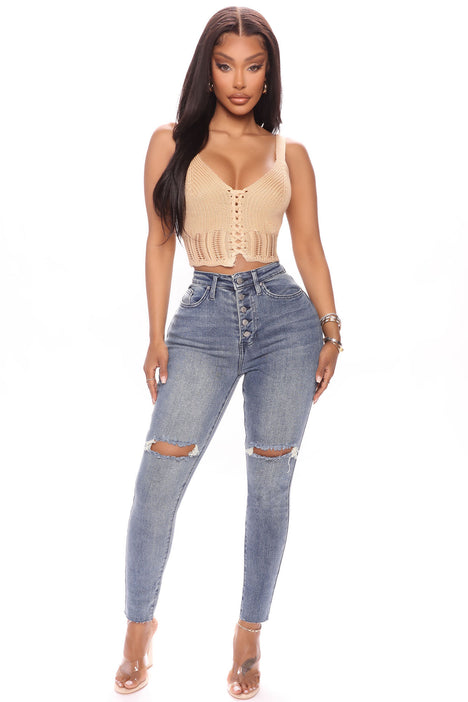 Fashion nova jeans ripped front and back 2025