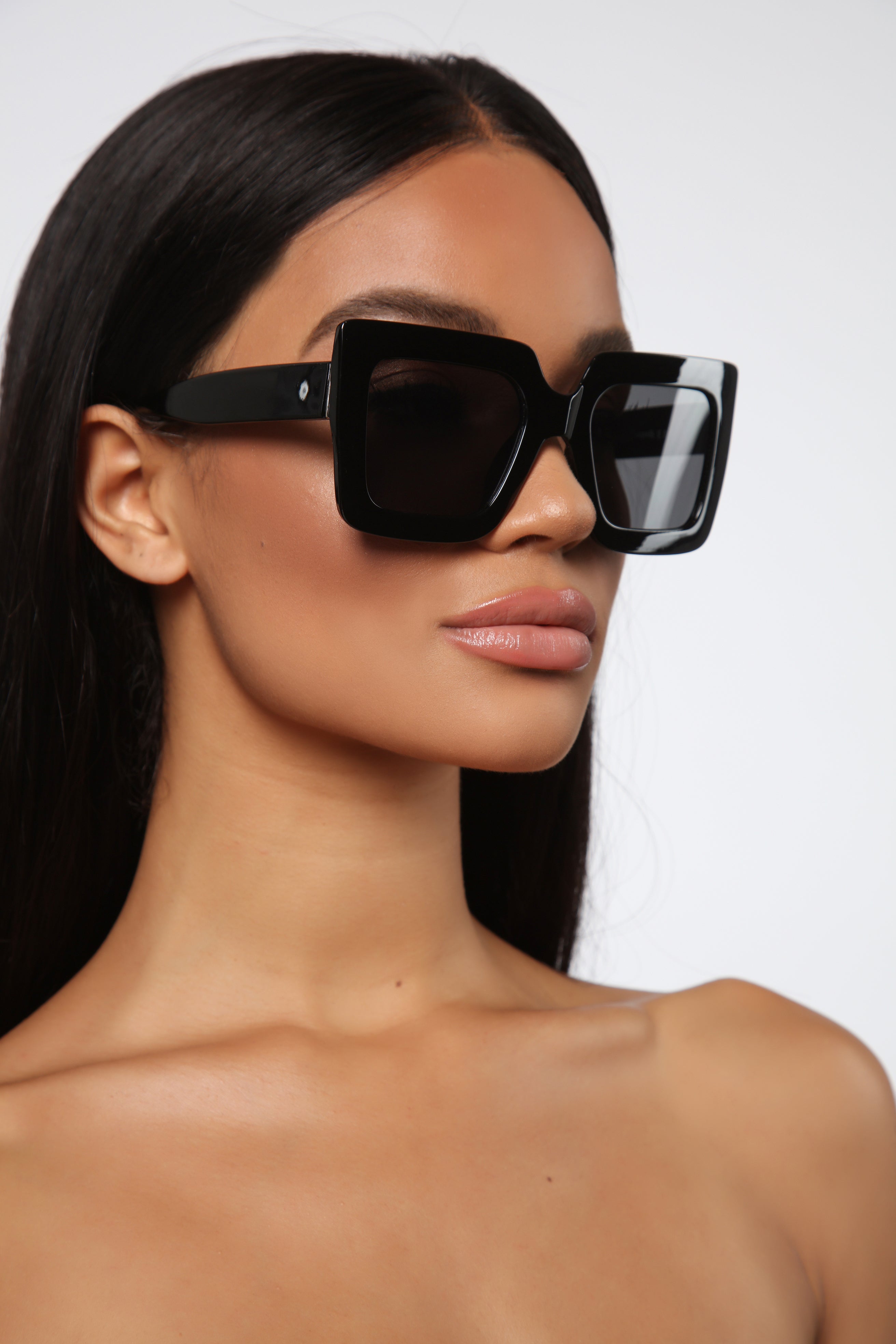 Fashion nova sales oversized sunglasses
