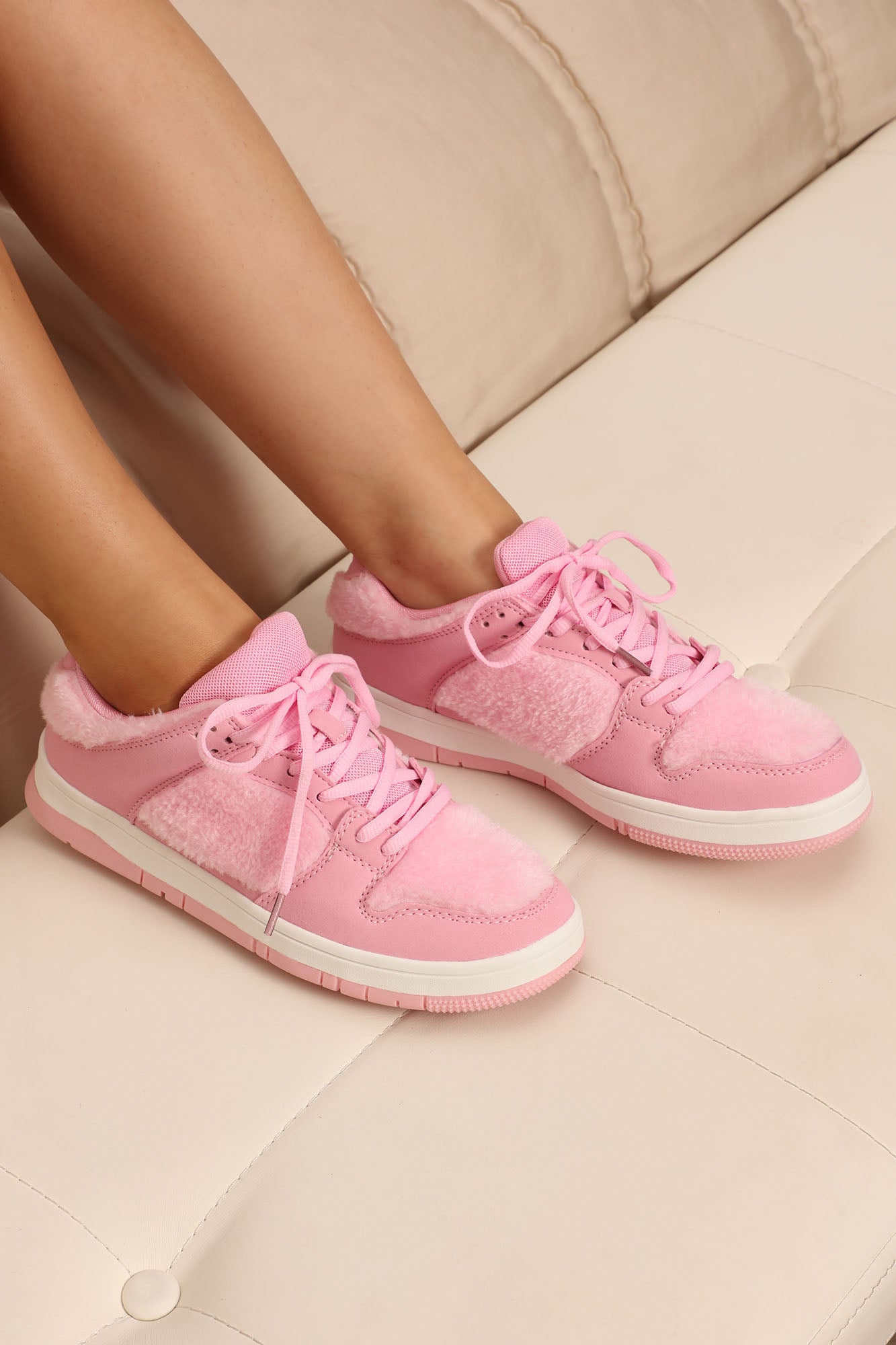 Vans highland sneaker white and pink store