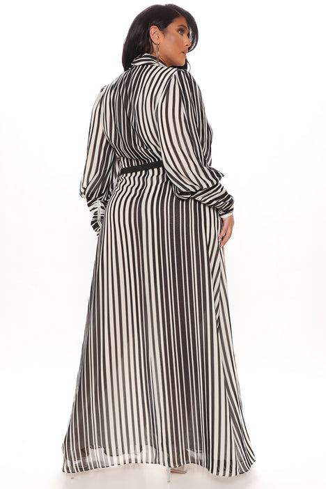Striped long deals maxi dress