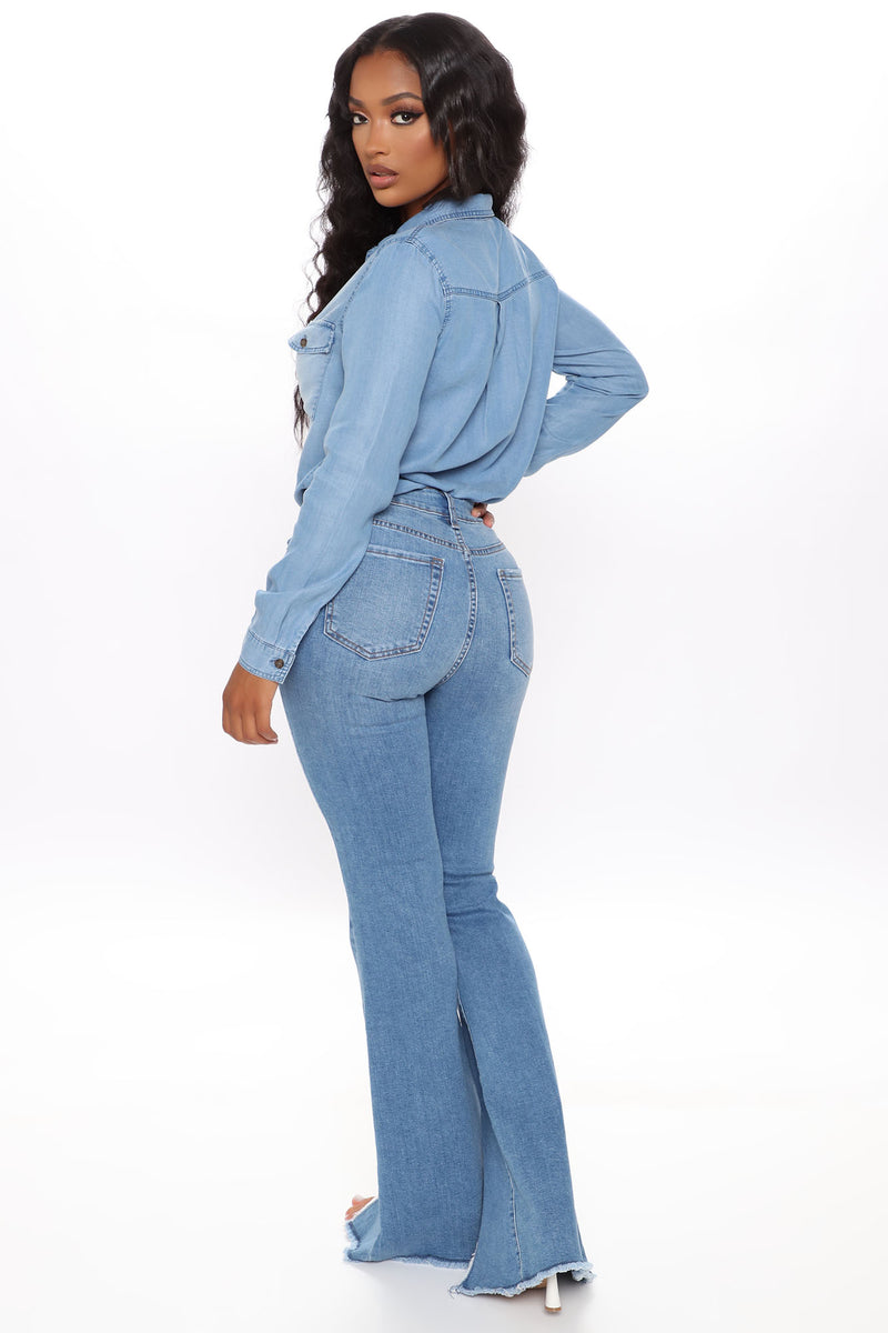 Slit Happens Flare Jeans - Medium Blue Wash | Fashion Nova, Jeans ...