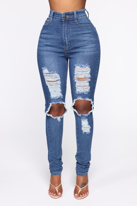 Fashion nova store ripped jeans