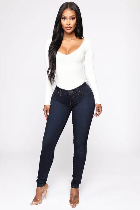 Fashion nova dark wash jeans sale