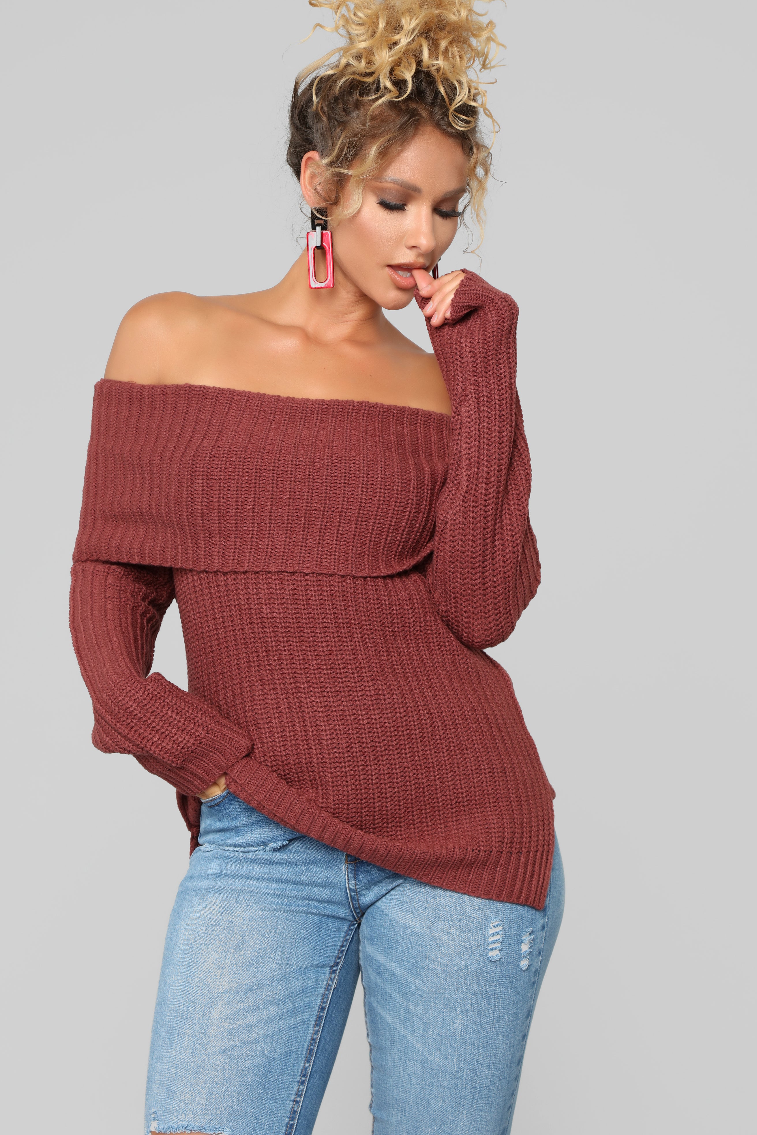 Jane Off Shoulder Sweater Burgundy
