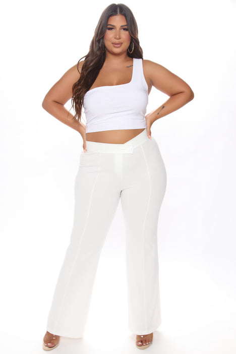 Fashion nova white pants online