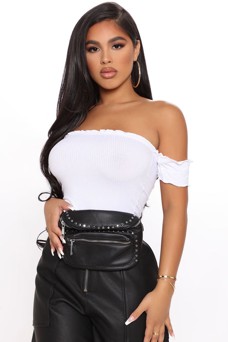Fashion nova fanny packs deals
