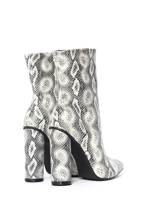 Money boots fashion nova best sale