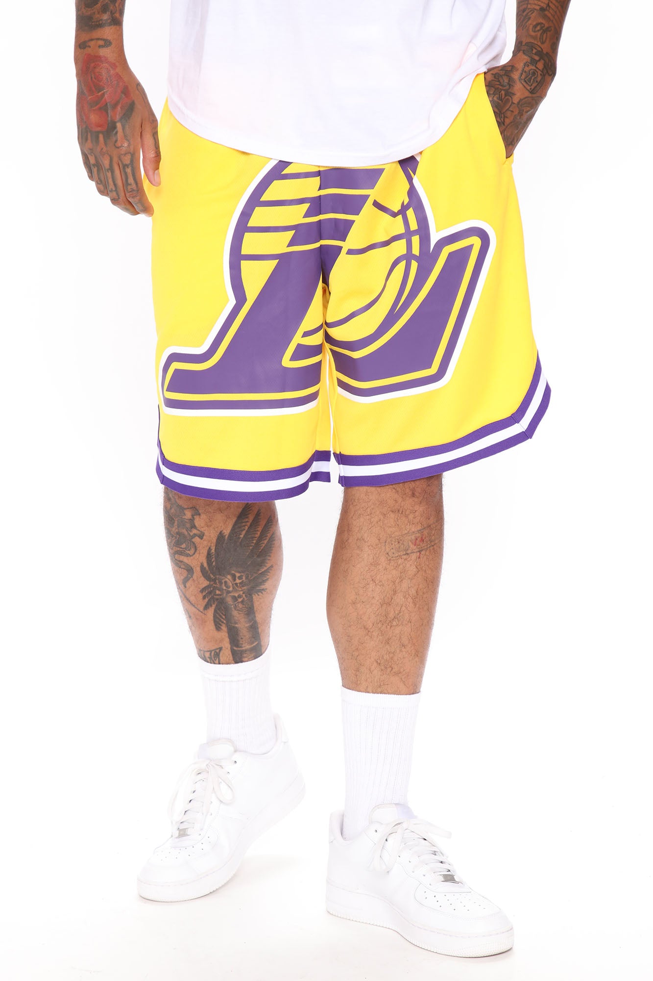 Lakers mesh shorts online