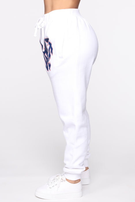 Fashion nova white sweatpants clearance