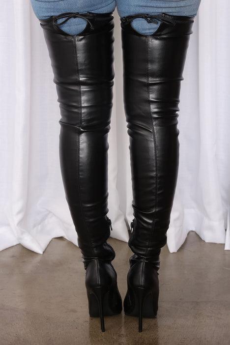 Black over the hotsell knee boots size 11