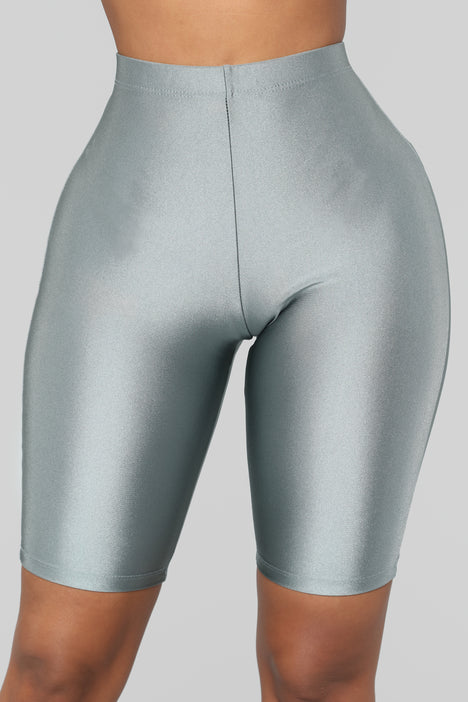 Fashion nova curve discount biker shorts